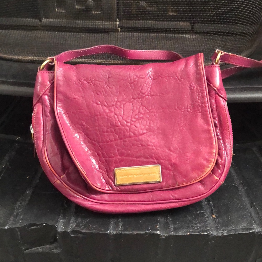 Marc Jacobs messenger bag